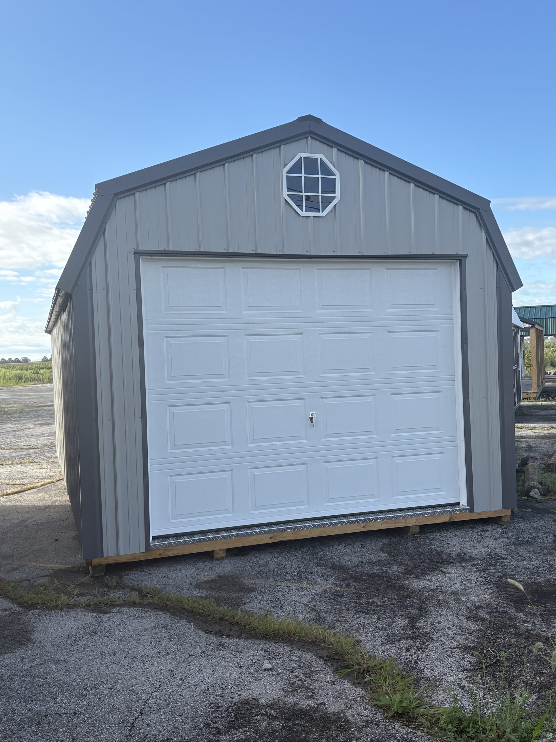 #25JB | $7,750 | 12x24 FT